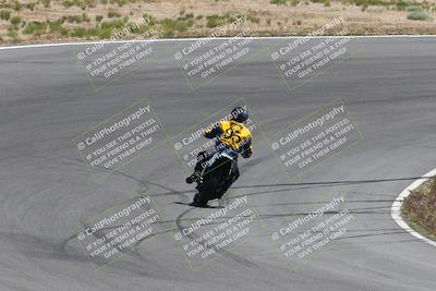 media/Apr-20-2025-AHRMA (Sun) [[393a79c373]]/Race/Group 7/Turn 4b/